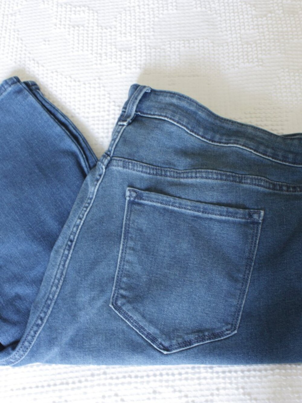 Old Navy High Rise Wow Straight Leg Jeans Medium Dark Wash Plus Size 20